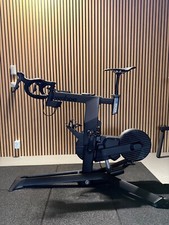 Wahoo KICKR Bike (1. Generation) + KICKR Tisch – Top Zustand! ?‍♂️