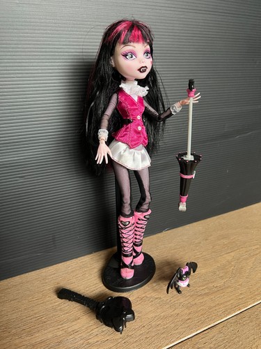 Monster high puppe - monster,
