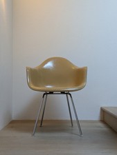 Charles & Ray Eames DAX Stuhl für Herman Miller Fiberglas ochre light 1958/1959