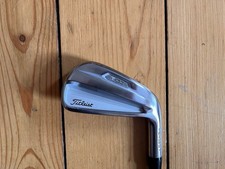 Titleist T100 2021 Eisen 5 AMT S300 WIE NEU Standard Länge und Griff