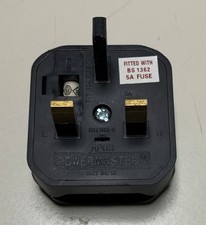 Reisestecker Reiseadapter Netzadapter England UK Euro Flachstecker Sicherung 5A