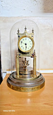 JAHRESUHR MIT GLASSDOM GUSTAV