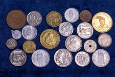 Lot with coins from around the world, Europe, Africa, Australia