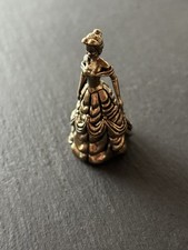 Elegante frau kleid aus - frau,