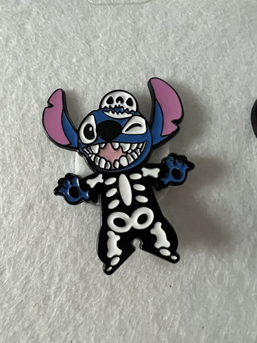 Pin stitch halloween kostüm - pin,