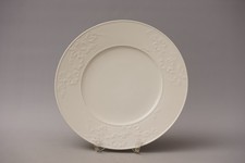 KPM Berlin Feldblume Speiseteller ø 26,5 cm  altweiss Porzellan