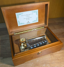 ORPHEUS 50 Noten Spieluhr