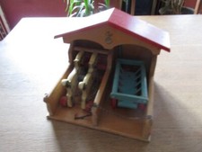 Pferdestall Pferdegespann Holz