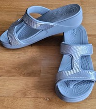 Damen Crocs W8 Gr. 38/39 Keilabsatz Plateau NEU