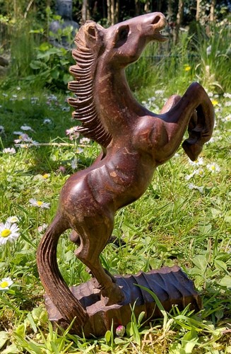 Pferd holzfigur handgeschlitzt - pferd,