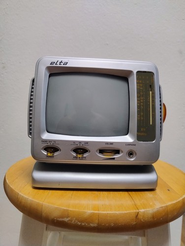 Schwarzweißfernseher der