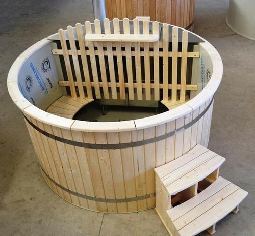 Outdoor spa hot tub whirlpool - hot,