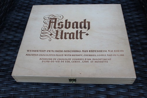 Alte asbach uralt - uralt, holzkiste