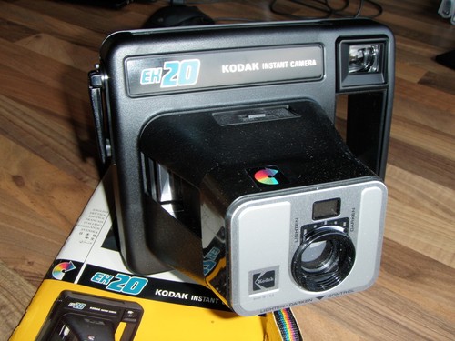 Kodak instant camera - 20,