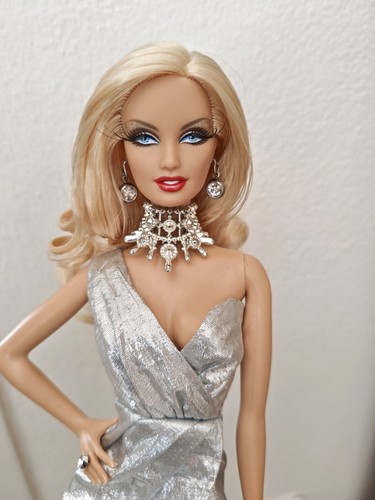 Barbie the blonds blond - the,
