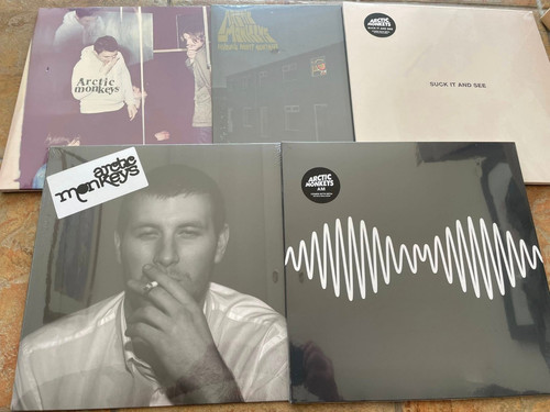 Arctic monkeys vinyl - monkeys, lp's