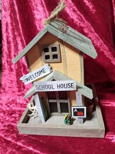 Vogelhaus aus Holz zum