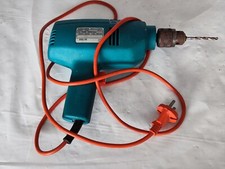 Aus einer Auflösung: Black & Decker Schlagbohrmaschine H502/H1C