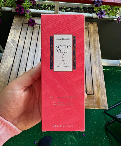 Laura biagiotti sotto voce eau - laura,
