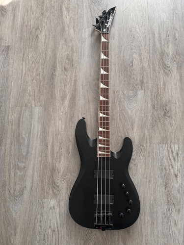 Jackson david ellefson - jackson,