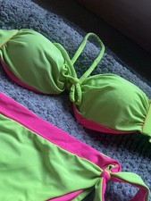 Strand Bikini 40 B-Cup Neon