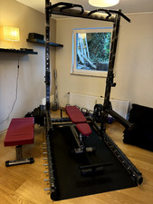 Gym80 Glute Booster Rack inkl. Gewichte & Olympia Hantelstange – TOP Zustand!