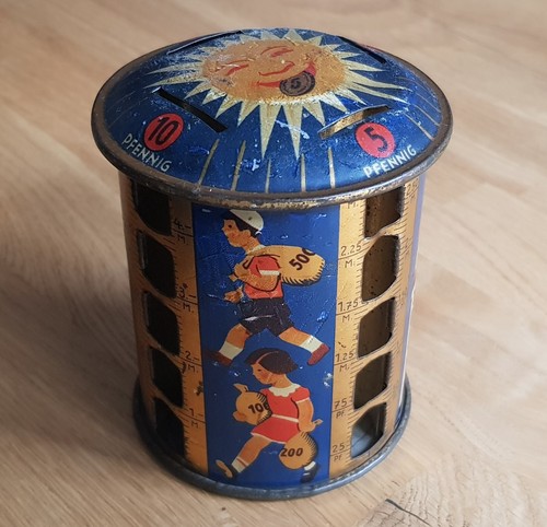 Alte spardose aus blech - aus,