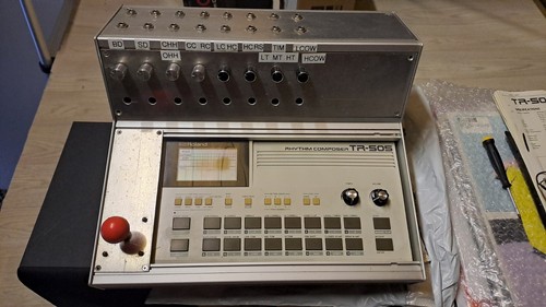 Roland 505 rhythm - rhythm, composer