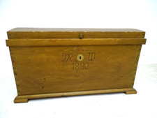 ALTE RUND DECKEL TRUHE UM 1900 / WEICHHOLZ - BIERLASUR