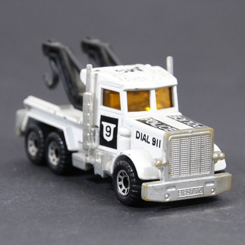 Matchbox peterbilt wreck truck - wreck,