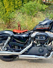 Solo Sitz Sportstar  Harley Davidson Castom Umbau Leder Orange