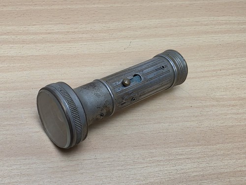 Alte taschenlampe daimon focus - daimon,