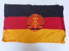alte kleine DDR Fahne Flagge