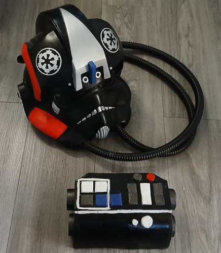 Star wars helm tie - star,