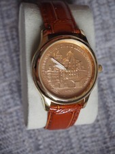 Uhr zugehörig zur 100