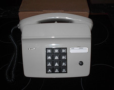 Siemens Masterset 112 ▪ Telefon Wandapparat mit Tastatur und Erdtaste