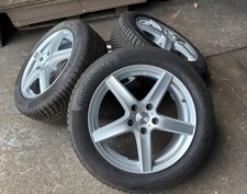 Karoq VW T-Roc Ateca Q2 Touran