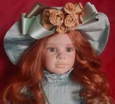 Künstlerpuppe Hildegard