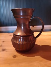 Kanne aus Kupfer mit Henkel