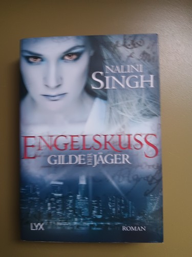 Engelskuss nalini singh - , @