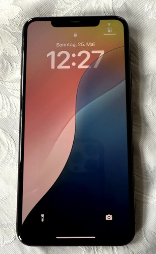 Apple iphone pro - apple, 11