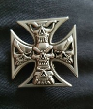 Pin Anstecker Schädel Eisernes Kreuz Skull A2.18 Biker Rocker Steampunk Gothic