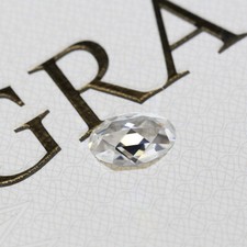 Oval moissanite single face - oval,
