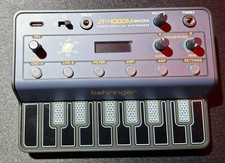 Behringer JT-4000M Micro - Synthesizer mit RG von Mai 2025 !MIDI Version!