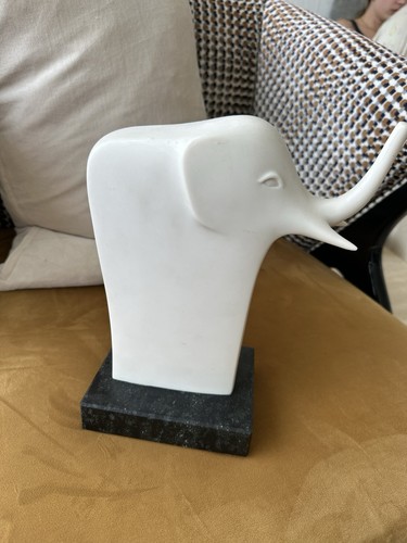 Steinfigur elefant auf - steinfigur,