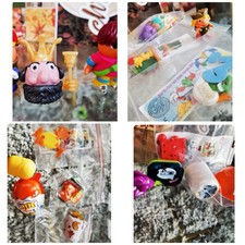 kleine Sammlerspielzeuge Figuren Ü-Ei Überraschungen von Ferrero Kinder Ű Ei