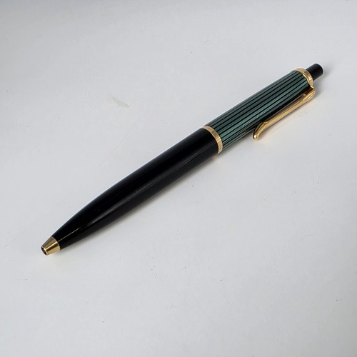 Pelikan souverän k400 - souverän,
