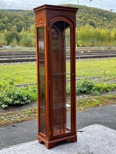 Italienische Vitrine Nussbaum