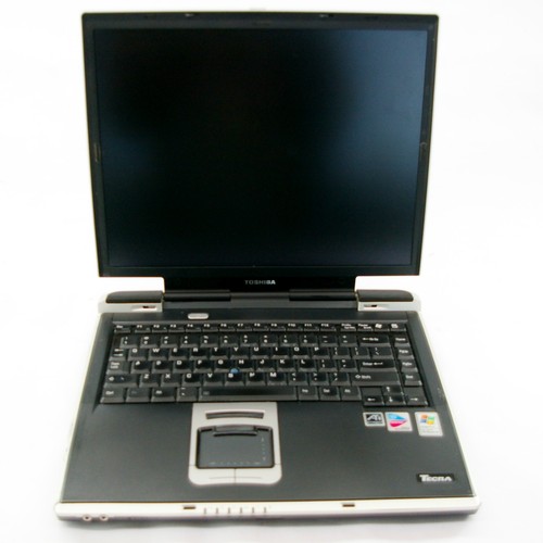 Toshiba tecra pt831a - tecra, 15"
