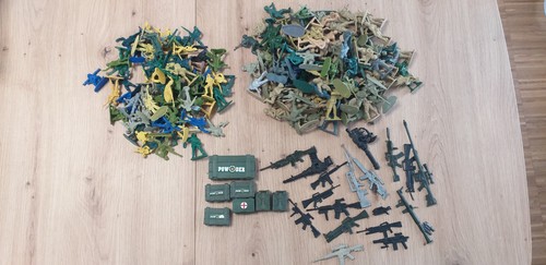 Konvolut 160 plastik soldaten - 160,